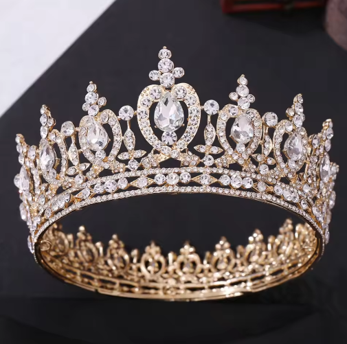 Metal Circle Royal Queen & King Crown