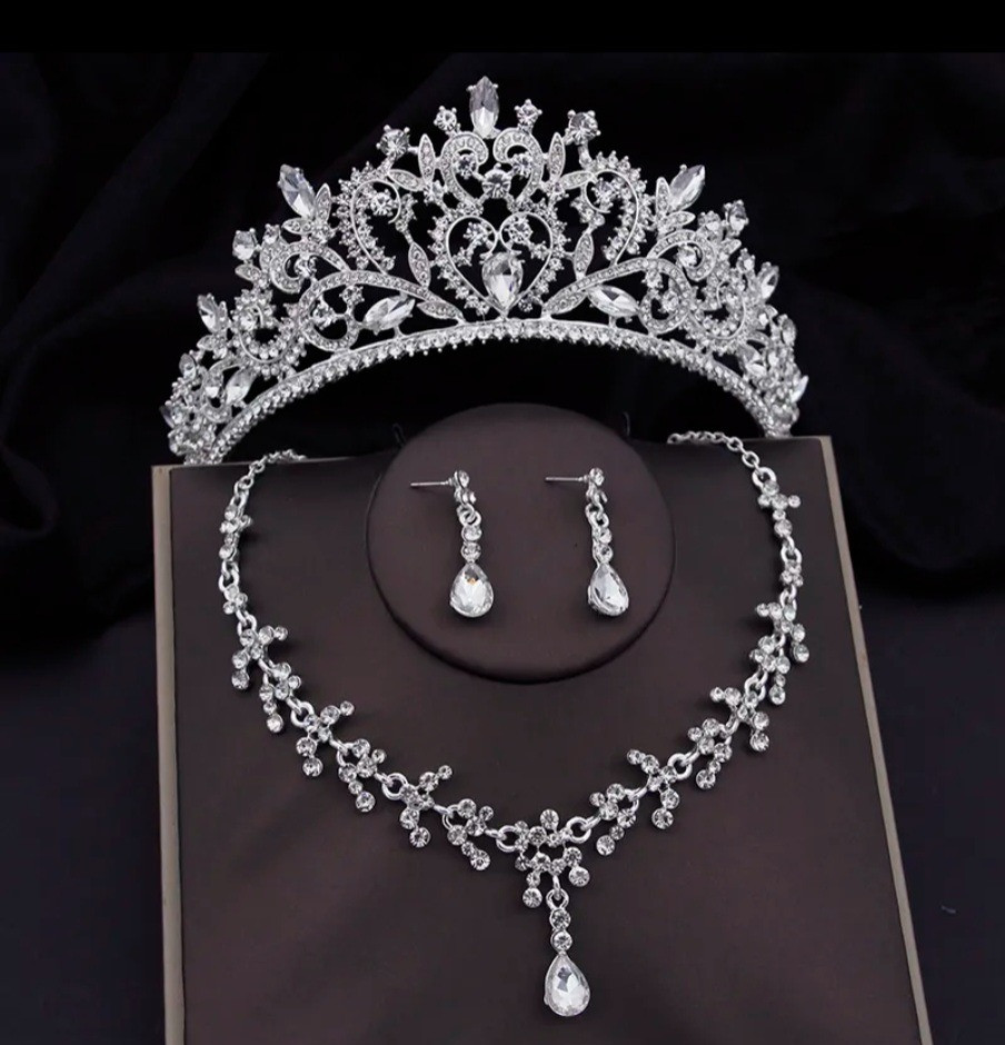 Luxury Silver Crystal Bridal Jewelry Set