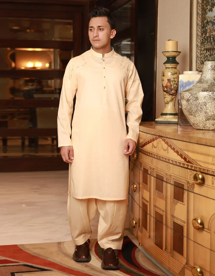 Casual Suit For Kids With Computer Embroidery On Front And Sleeves