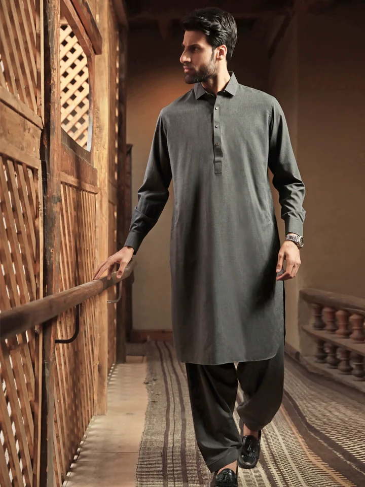 Kameez Shalwar With Snap Buttons And Minimal Details