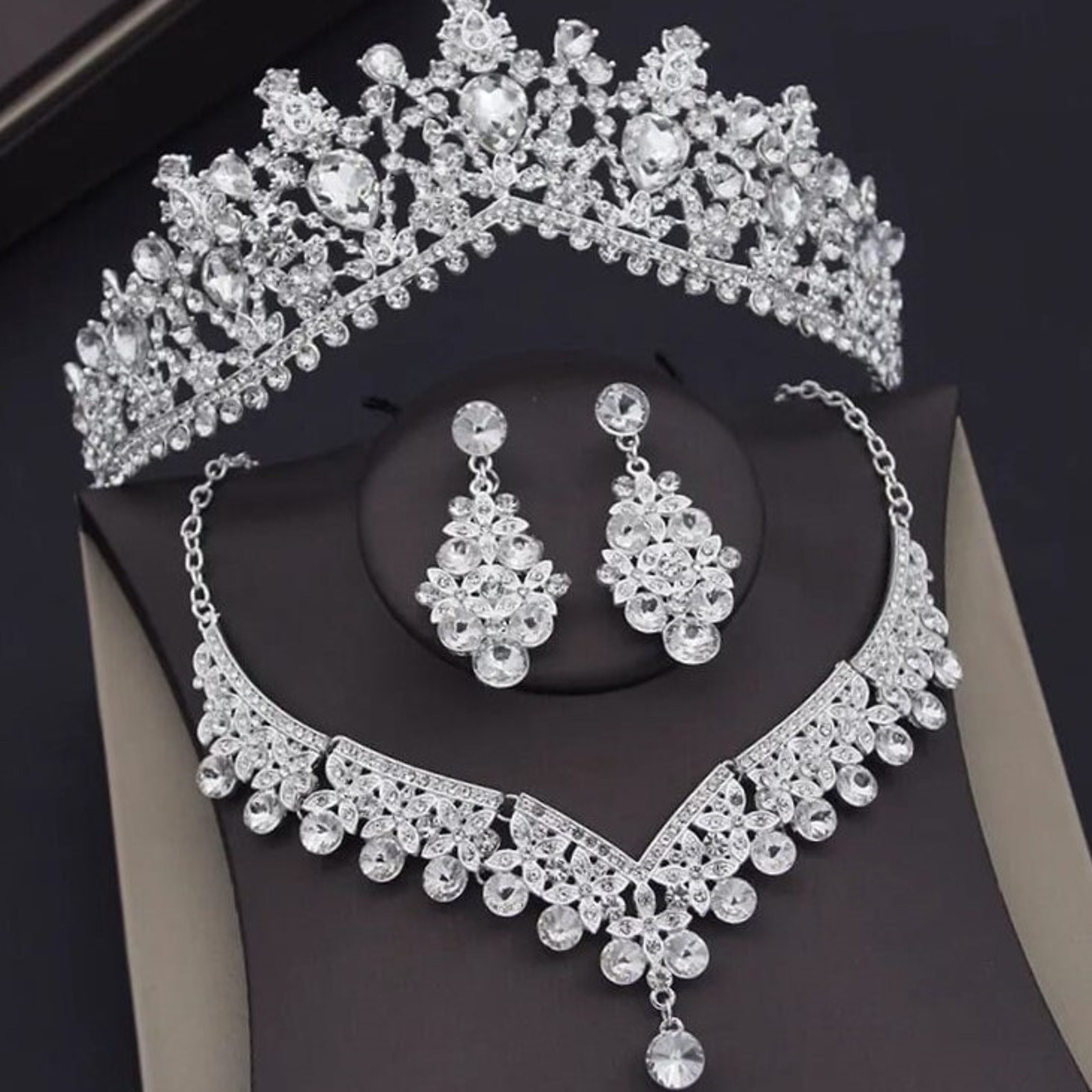 Bridal Tiara Silver Set | Luxury High-End Silver | Earrings Necklace | Wedding | Jewelry | Royal | Engagement | Crown | 3-Piece | 2025 Trend