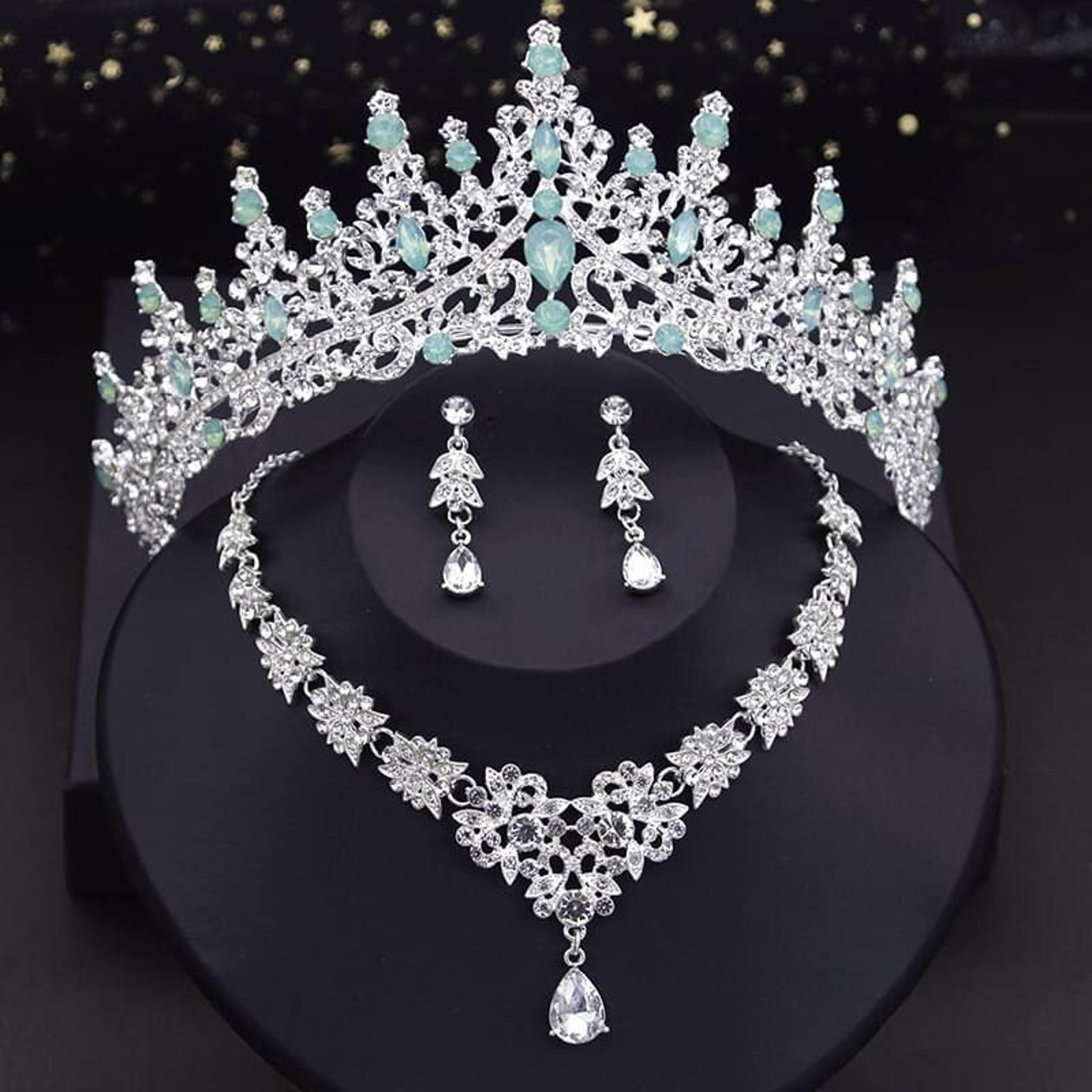 Bridal Tiara Set Crown Tiara set | Silver | Necklace | Earrings | Wedding | Jewelry | Headwear | Three-Piece | Holiday | 2025 Trend