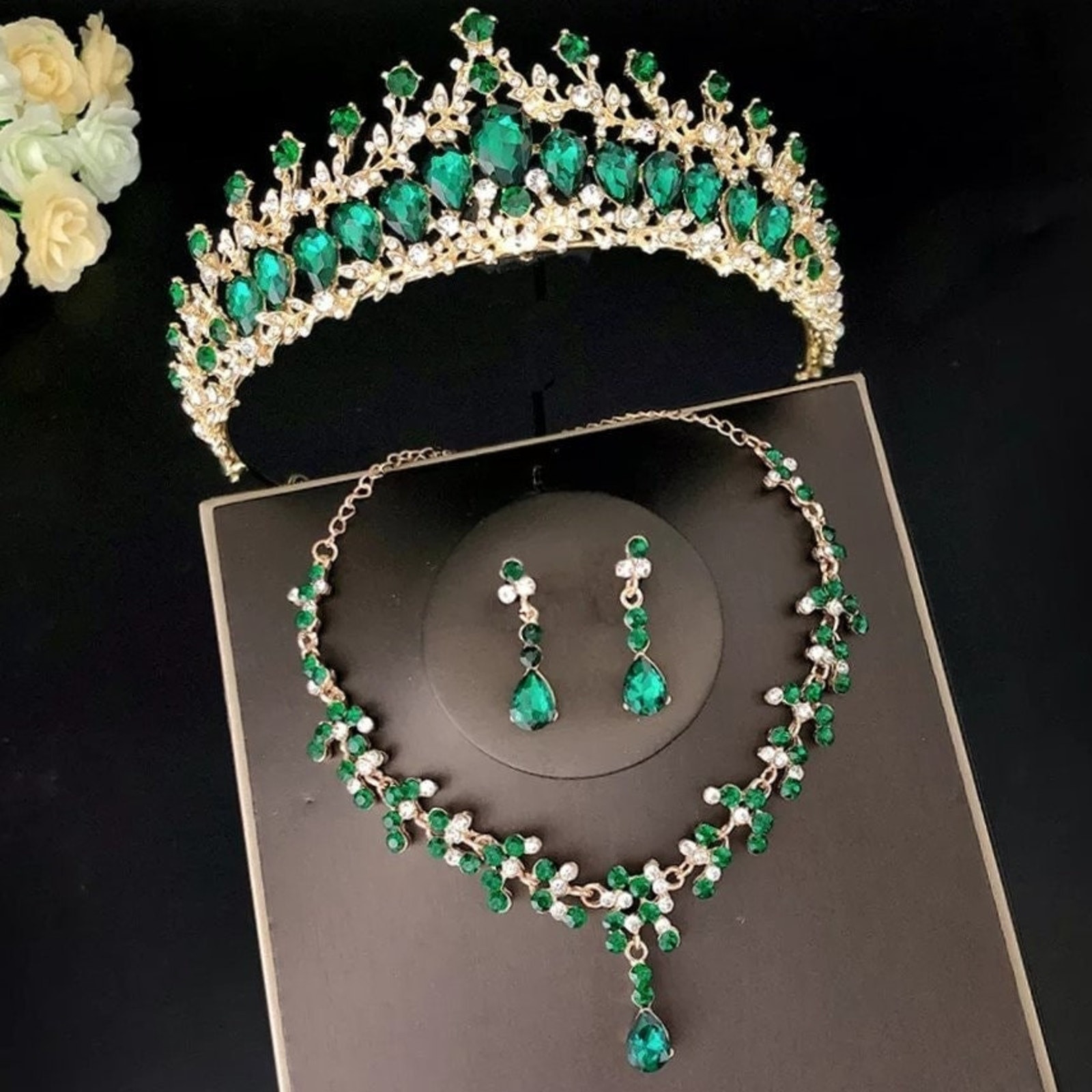 Bridal Tiara Set | Green | Gold & Green Tiara set | Bridal Jewelry | Earring Necklace | Wedding | Royal | Engagement | Crown | 2025 Trend