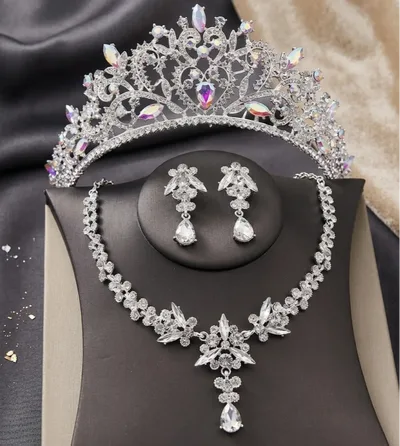 3-Piece Vintage Silver Bridal Jewelry Set - Crystal Tiara & Necklace